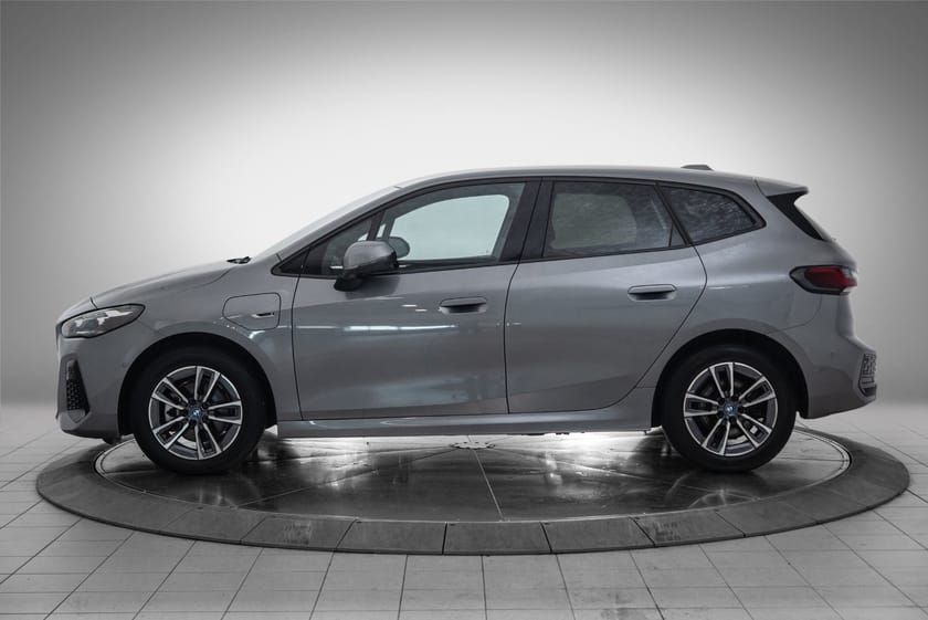 Bilde 2 av BMW 225e xDrive Active Tourer 225xe eDrive M Sport (K)