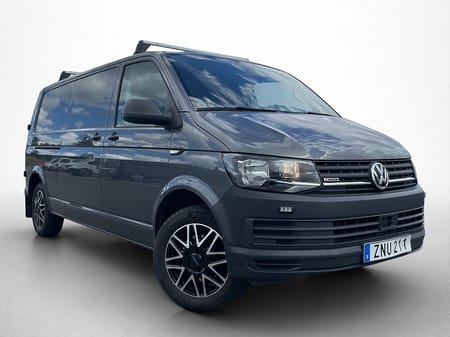 Volkswagen Transporter L2 4M Värmare PDC Dragkrok Takräcke