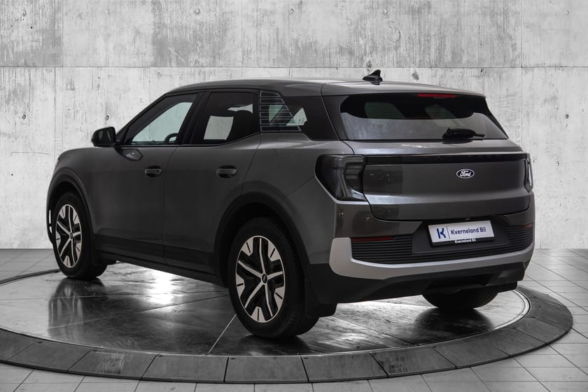 Bilde 3 av Ford Explorer EV Extended Range AWD