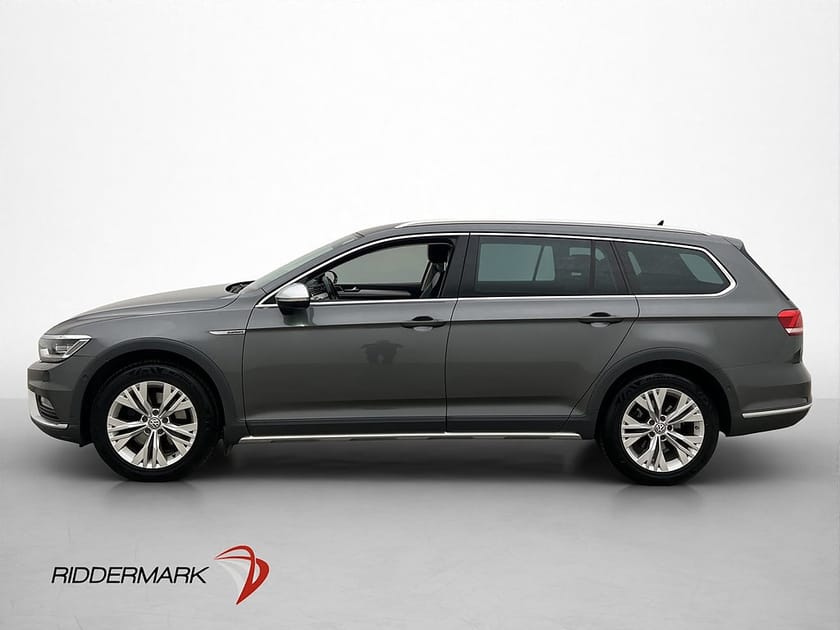 Bild 4 av Volkswagen Passat Alltrack 2.0 TDI 4M Cockpit B-Kamera Skinn
