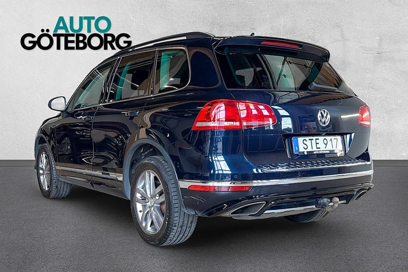 Bild 3 av Volkswagen Touareg 3.0 V6 TDI DPF BMT 4Motion R-Line B-Kamera  2-ägare