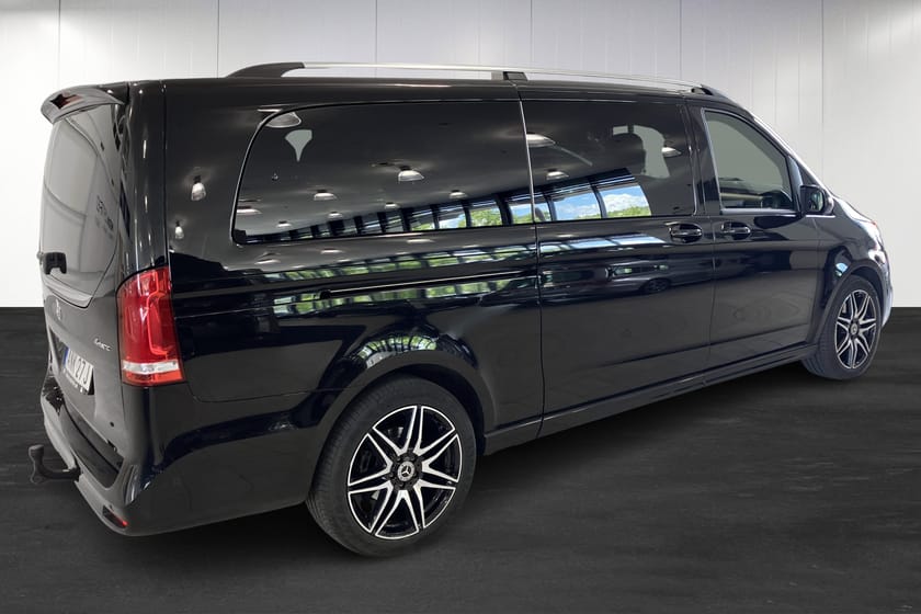 Bild 4 av Mercedes-Benz V 300d 4MATIC 3.2t 300 D AMG  4X4