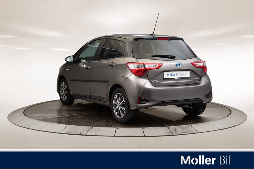 Bilde 3 av Toyota Yaris Hybrid 1,5 Active e-CVT aut