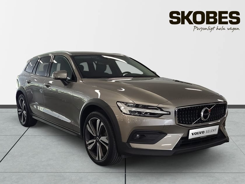 Bild 1 av Volvo V60 Cross Country B4 AWD D Adv NaviP Edt
