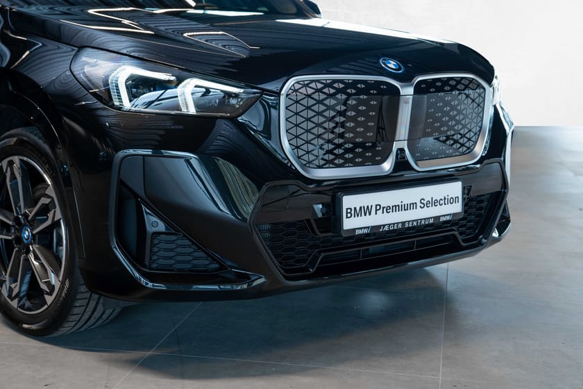 Bilde 2 av BMW iX1 xDrive30 Fully Charged M-Sport 6,29% Pano Krok A.Cruise H/K HUD