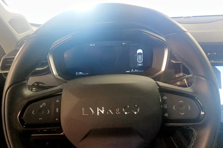 Lynk & Co 01 PHEV