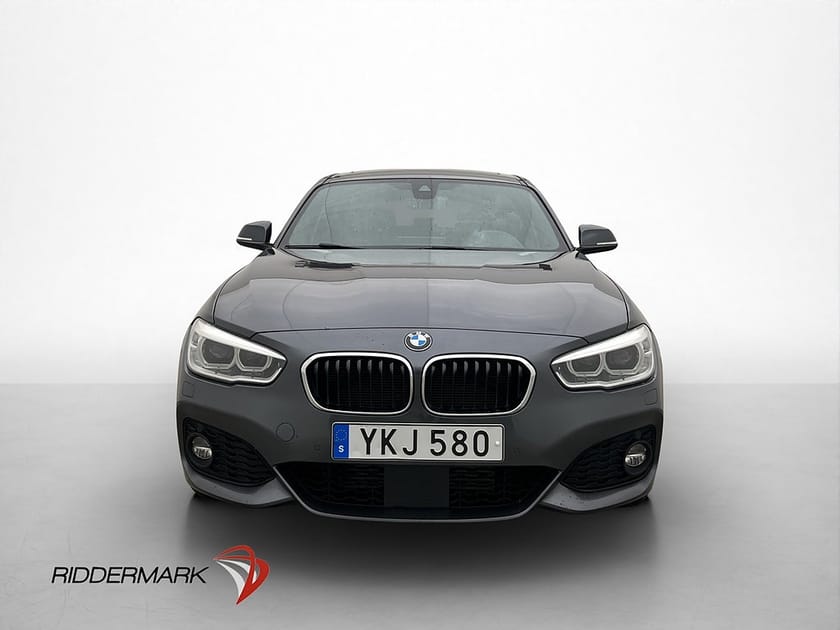 Bild 2 av BMW 120d xDrive M Sport Taklucka Kamera Navi Skinn Elstolar