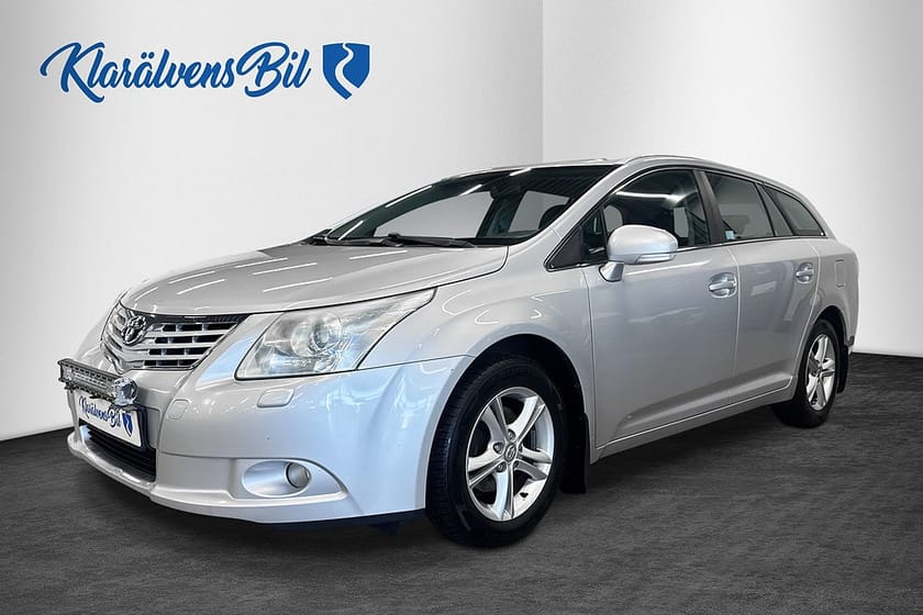 Bild 1 av Toyota Avensis Kombi 2.0 Business (152hk) Dragkrok M-värm Blåtand Navi