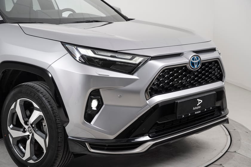 Bilde 3 av Toyota RAV4 Plug-in Hybrid PHEV AWD-i Active ACC/Krok/Kamera/Navi/DAB/BT
