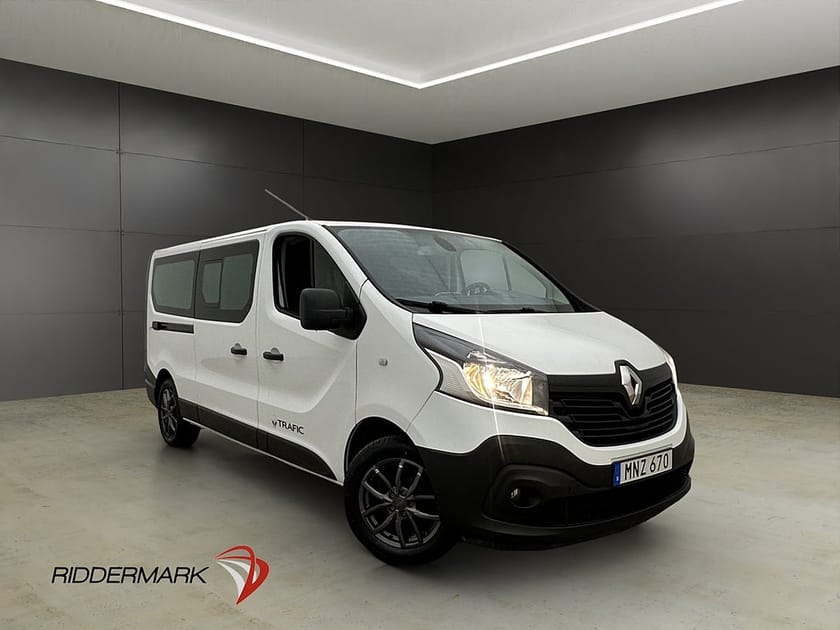 Bild 3 av Renault Trafic Kombi Lång 1.6dCi Värm PDC Farthållare 9-Sits