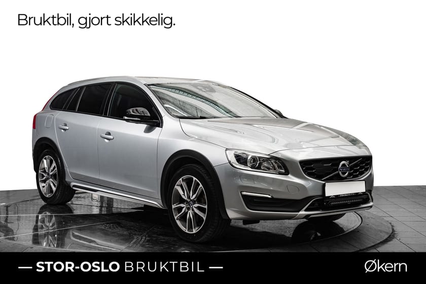 Bilde 1 av Volvo V60 Cross Country 150 HK Summum ACC/Hengerfeste/BLIS - Se utstyr!