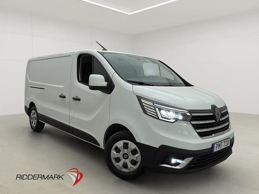 Bild 3 av Renault Trafic Skåpbil L2 150hk Cockpit Drag B-Kamera CARPLAY Moms