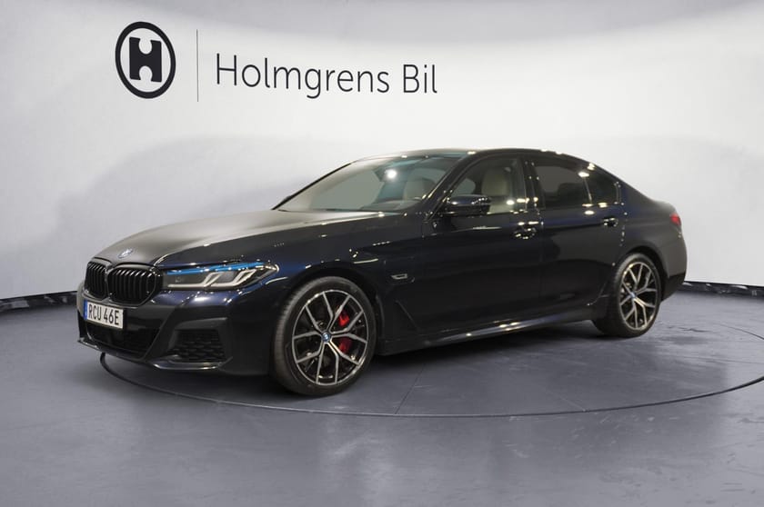 Bild 1 av BMW 545e xDrive Sedan M Sport Headup H K PA Drag
