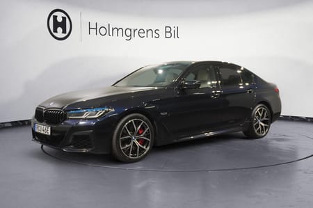 BMW 545e xDrive Sedan M Sport Headup H K PA Drag