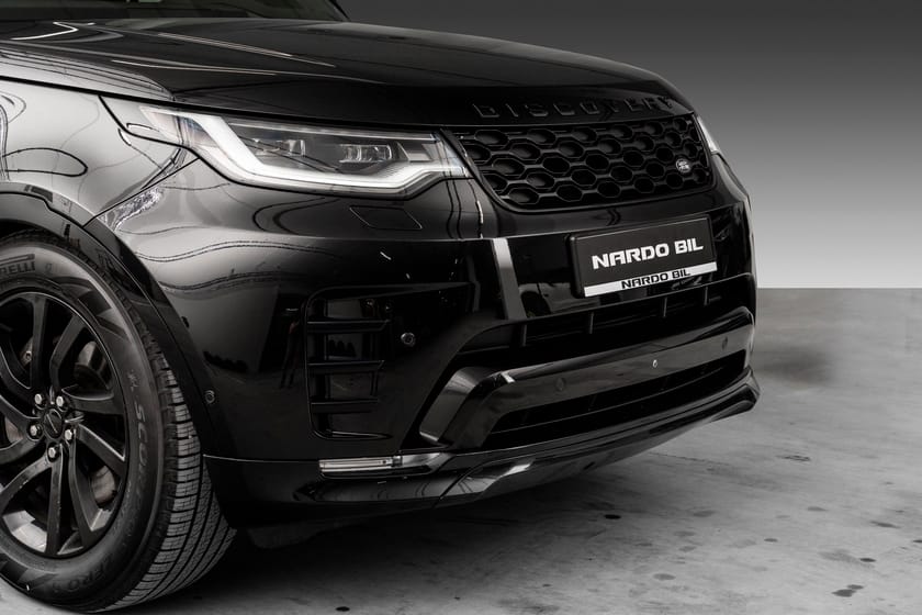Bilde 2 av Land Rover Discovery D300 MHEV HSE/ R-Dynamic AWD/Krok/Webasto/HUD/Panorama