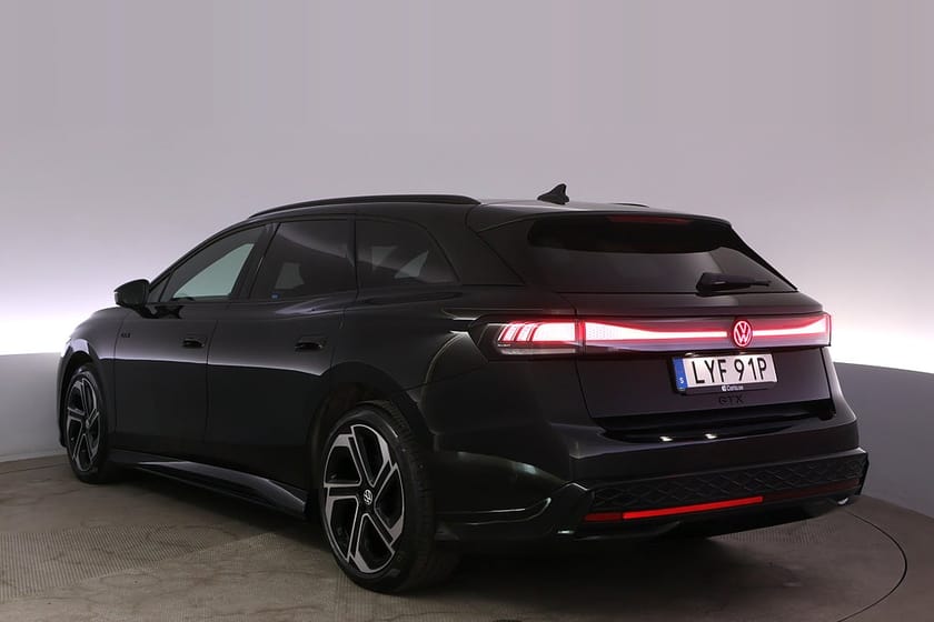 Bild 4 av Volkswagen ID.7 GTX Tourer Plus Drag Elstol HUD BLIS H/K 360