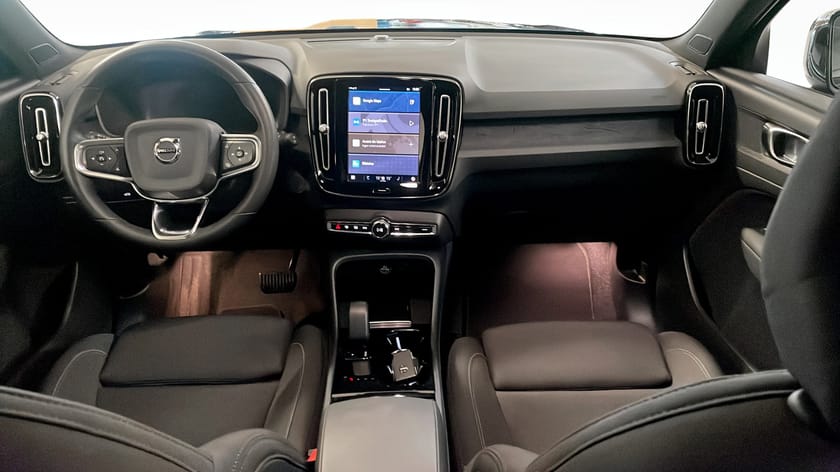 Bild 4 av Volvo XC40 Recharge Core 231Hk / Kamera / CarPlay / Navi