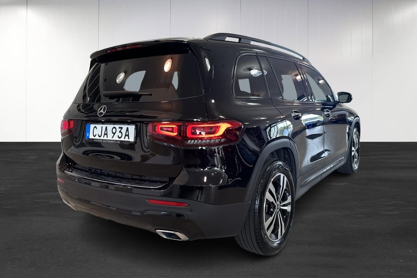 Bild 4 av Mercedes-Benz GLB 200 4MATIC Night / Multibeam / Burmester