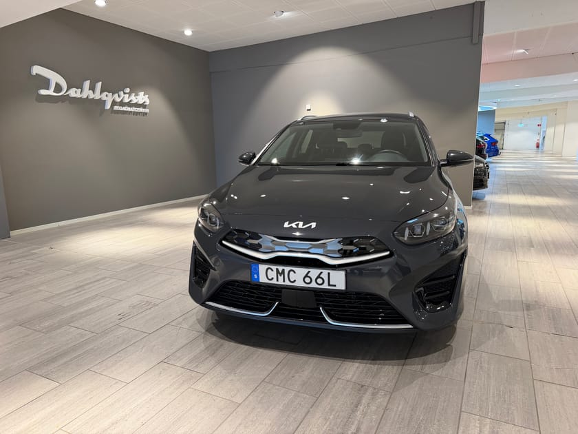 Bild 3 av Kia Ceed Sportswagon Plug-in Hybrid 141hk Advance | Navi Backkamera V-hjul Batteri 98%