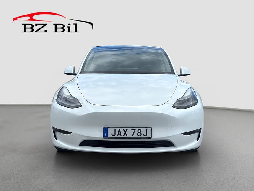 Bild 2 av Tesla Model Y Long Range AWD Autopilot Pano Drag Moms
