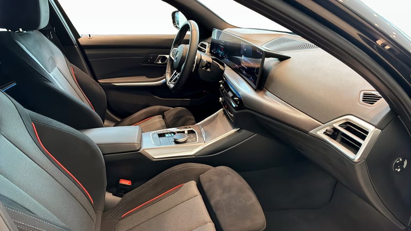Bild 3 av BMW 330e xDrive Touring M Sport drag Adaptiv Farthållare