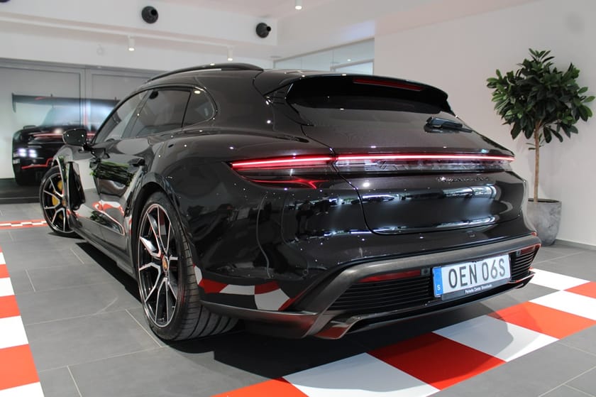 Bild 2 av Porsche Taycan Turbo S Sport Turismo 