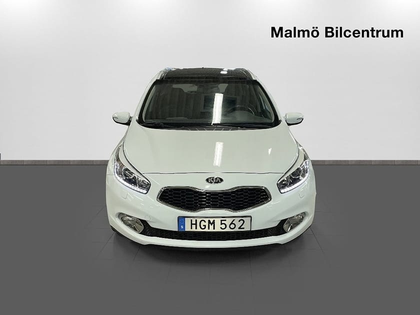 Bild 2 av Kia cee'd_sw SW 1.6 128 hk CRDi Navi Panorama El stol