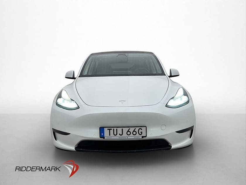 Bild 3 av Tesla Model Y Performance Värmepump Autopilot Rattvärme