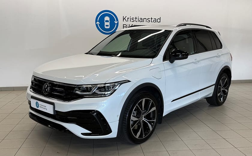 Bild 1 av Volkswagen Tiguan eHybrid 1.4 TSI Aut R-Line IQ Light, Panorama, Dragkrok