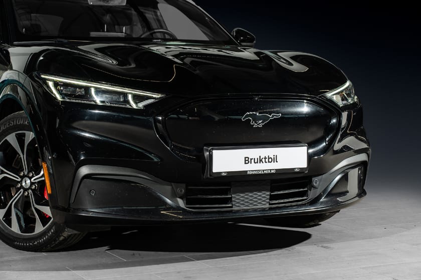 Bilde 2 av Ford Mustang Mach-E Long Range AWD 540km Krok App Forvarme Pano B&O