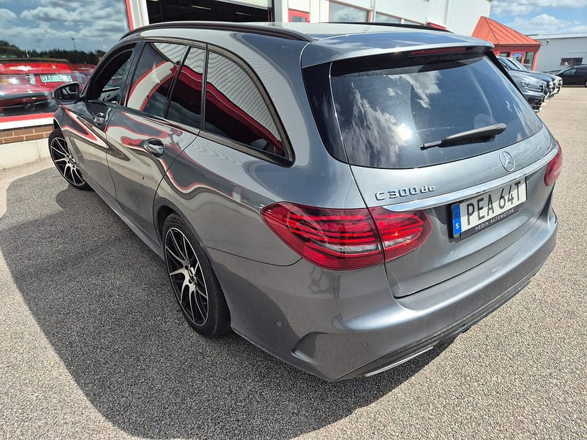 Bild 4 av Mercedes-Benz C 300 T de COMBI AMG 306HK