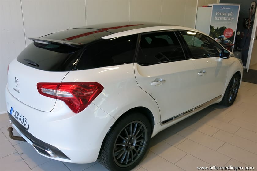 Bild 2 av Citroën DS5 2.0 180hk BlueHDi Drag Aut. Navi Panorama