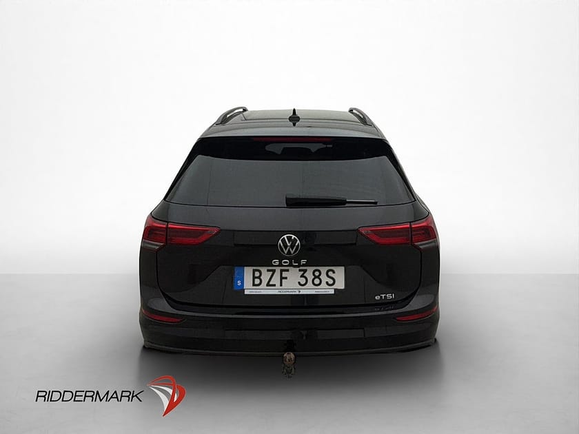 Bild 5 av Volkswagen Golf Sportscombi SC 1.5 eTSI 150hk Base Cockpit Drag Kamera