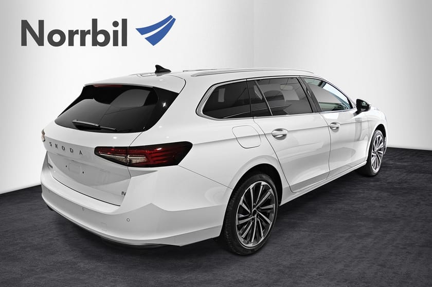 Bild 4 av Škoda Superb iV Kombi Combi L&K 1,5 TSI Drag, Matrix, Värmare