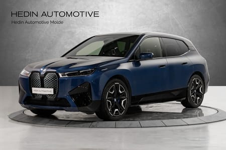 BMW iX xDrive40 Fully Charged