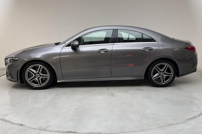 Bild 2 av Mercedes-Benz CLA 200
