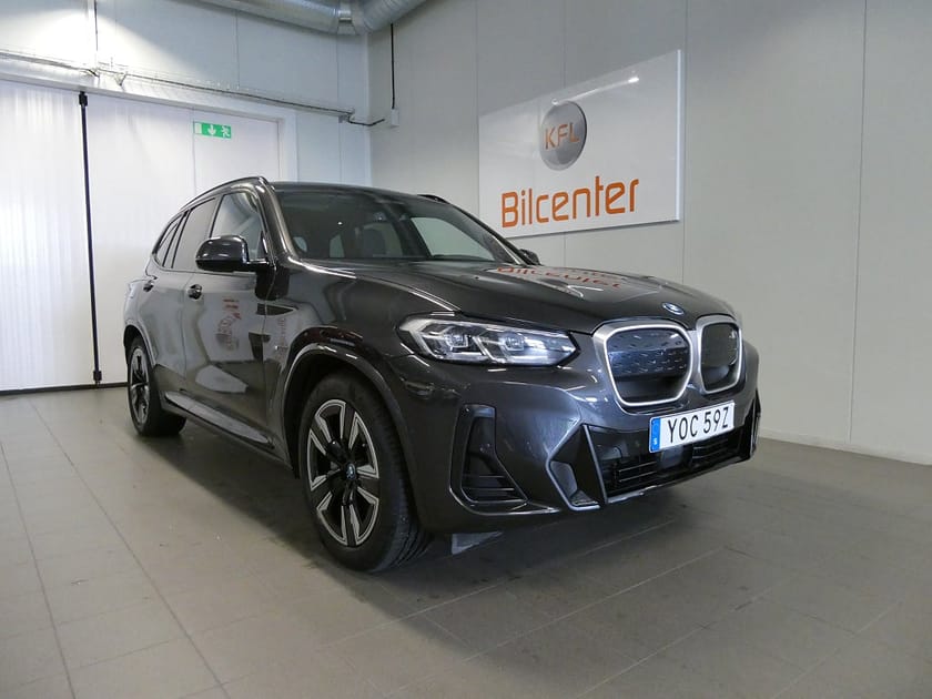 Bild 5 av BMW iX3 M Sport Kamera-Navi-Värmare-Panorama-SoV