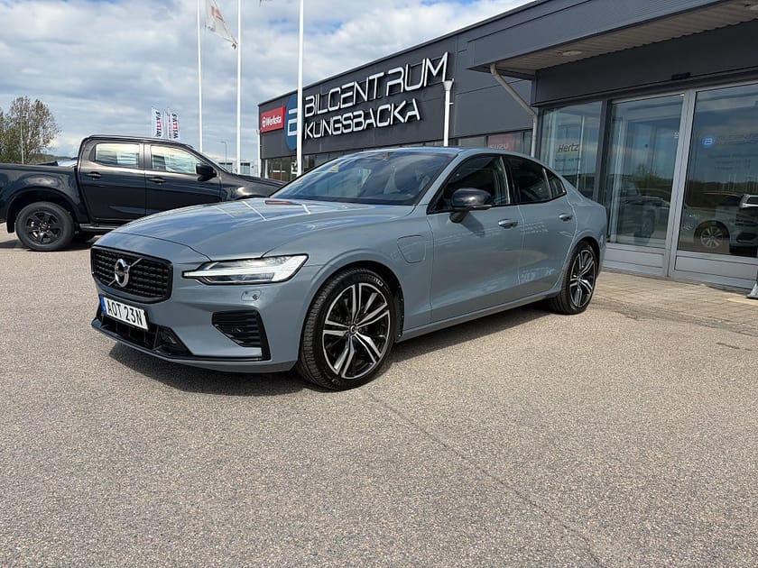 Bild 1 av Volvo S60 T8 TwinEngine AWD, R-Design, H&K, Panorama, Nav, Läder