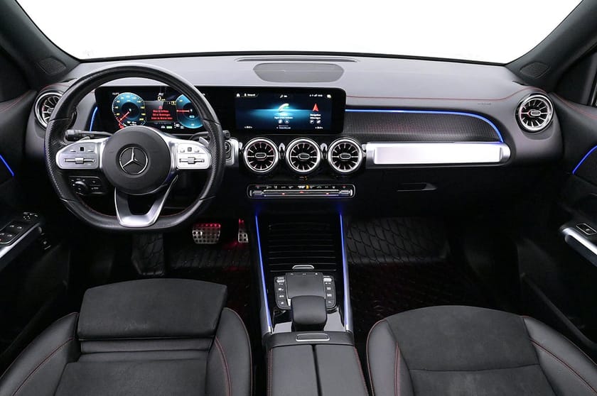 Bild 5 av Mercedes-Benz EQB 300 4MATIC AMG Pano BSM AdapFarth Kamera