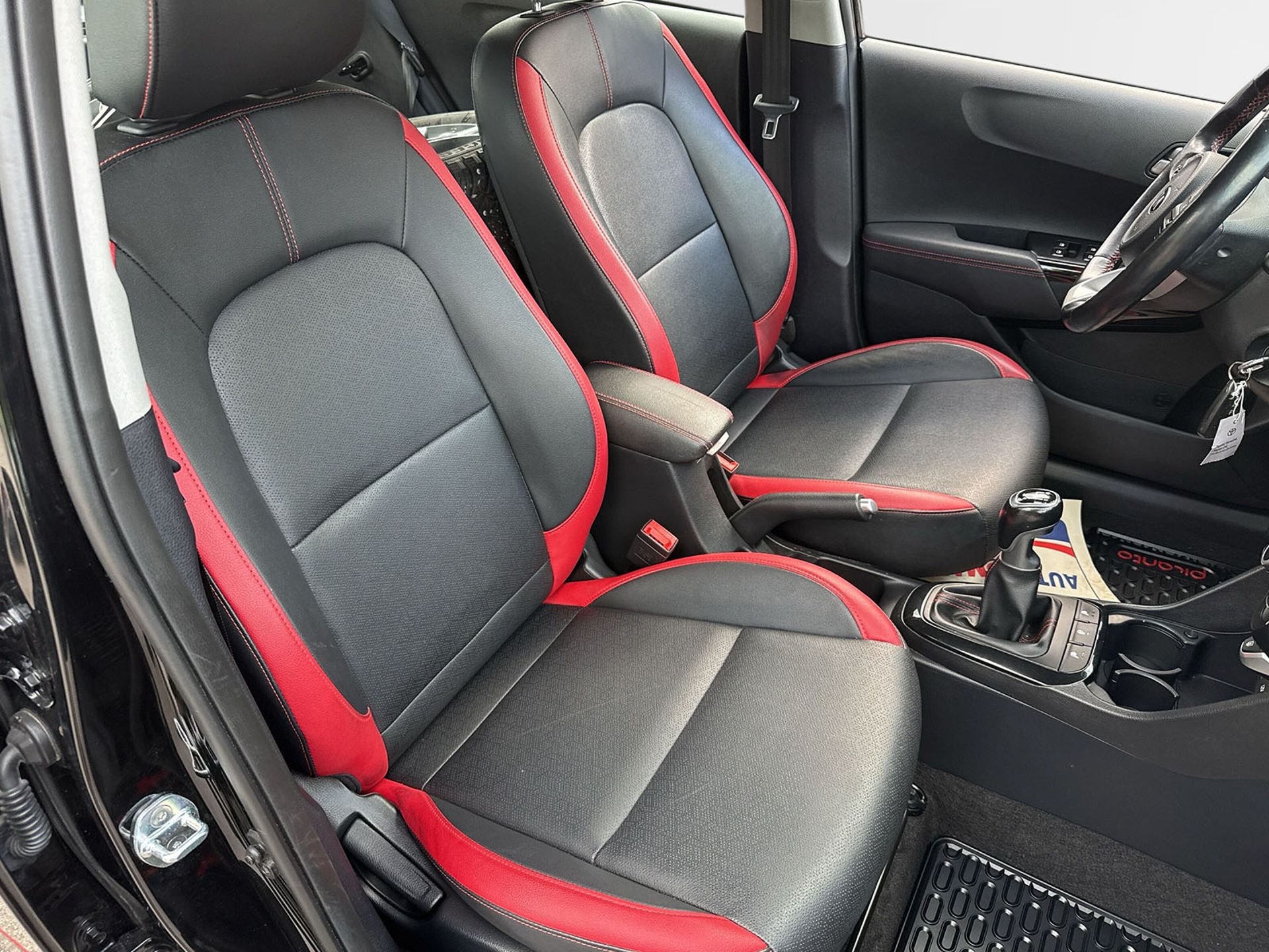 Kia Picanto GT 101hk Skinn 2019, bild 6/24
