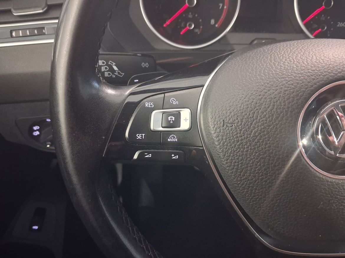 Volkswagen Volkswagen Tiguan — bild 9