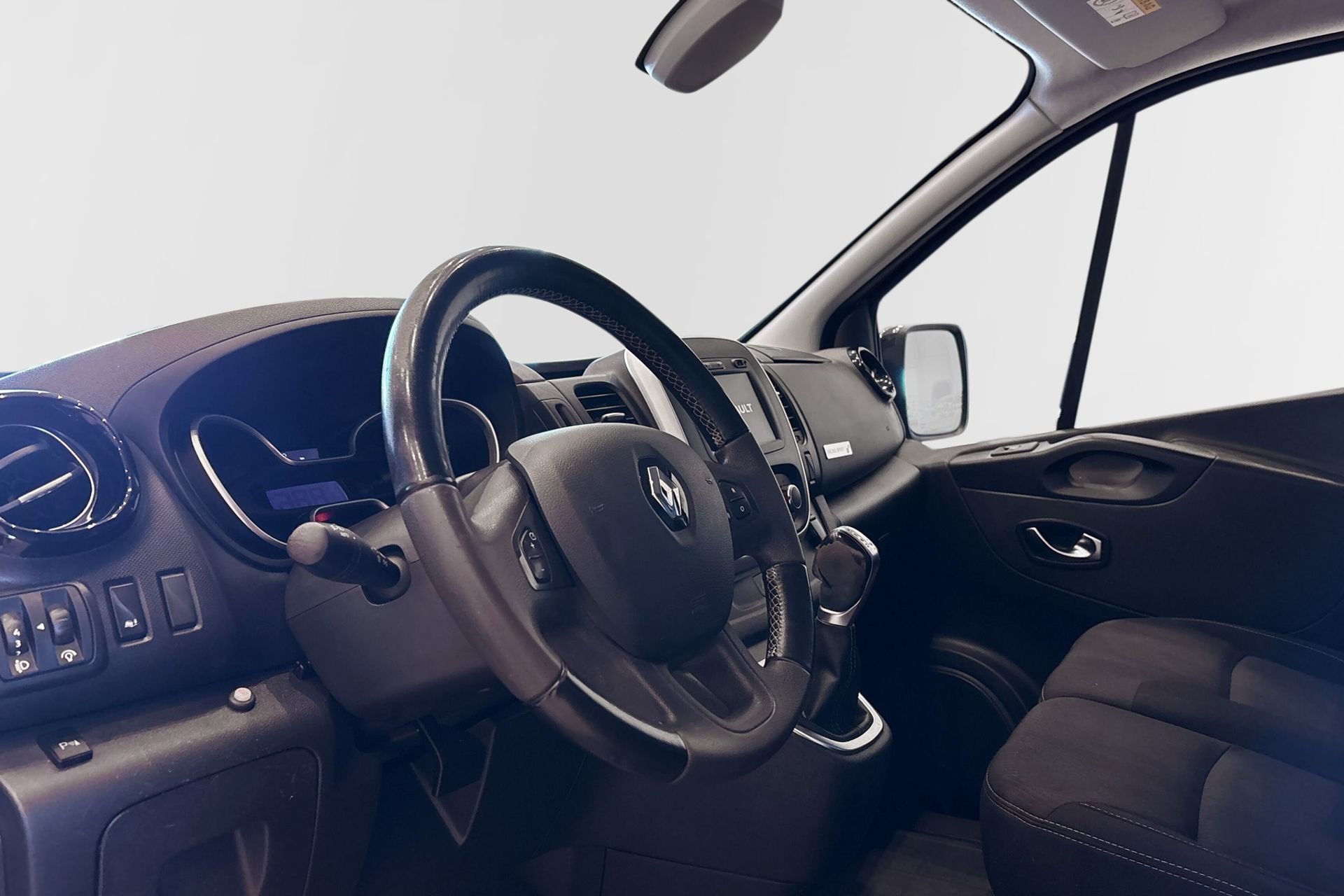 Renault Trafic 2021, kuva 6/10