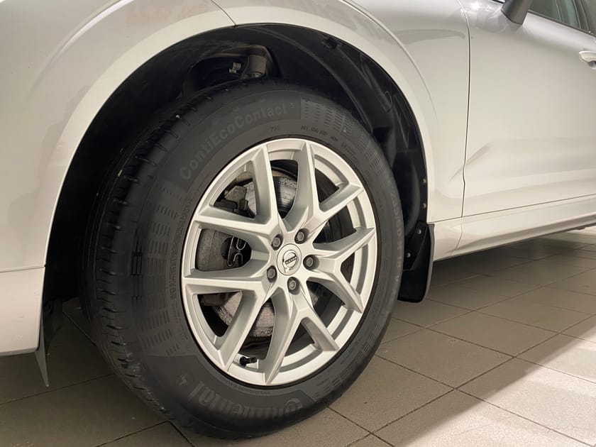 Bild 5 av Volvo XC60 B4 AWD Diesel Momentum Edt