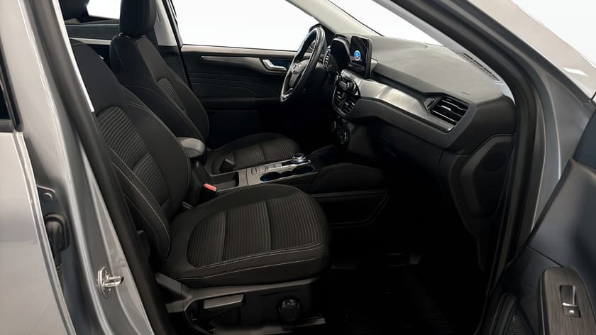 Bild 3 av Ford Kuga Plug-In Hybrid Titanium PHEV 225hk Automat