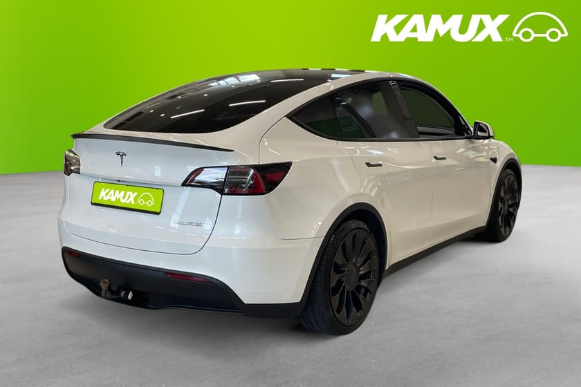 Bild 4 av Tesla Model Y Performance Pano Kamera Navi Drag Moms 534hk