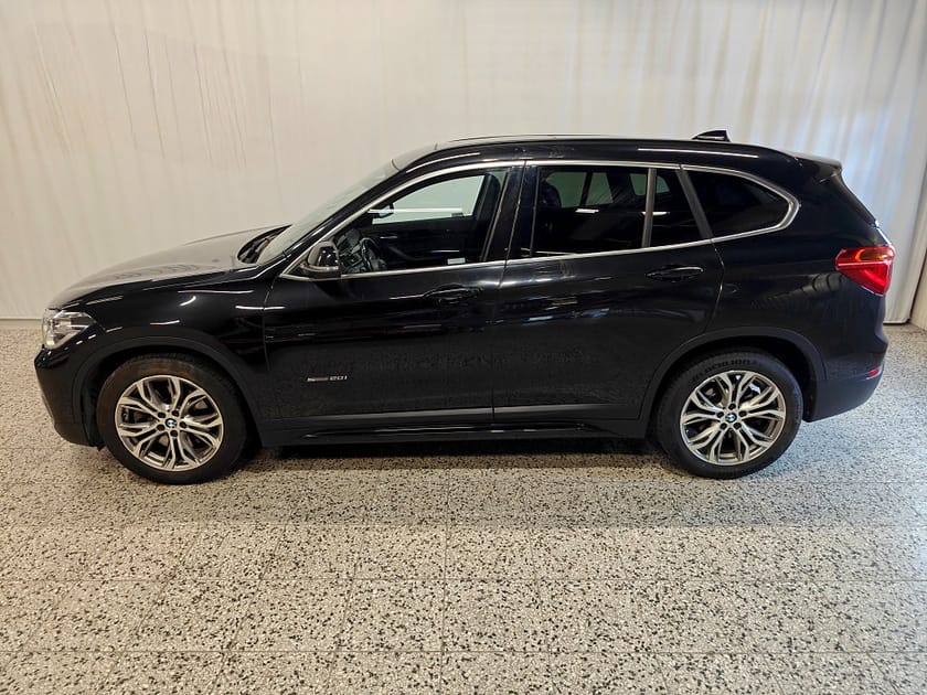 Bild 2 av BMW X1 sDrive20i Steptronic, 192hk Sport line, Pano