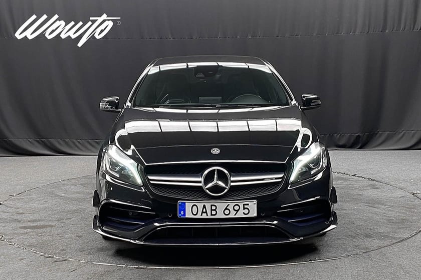 Bild 2 av Mercedes-Benz AMG A 45 4MATIC 4M 381HK /Aero /Skalstolar