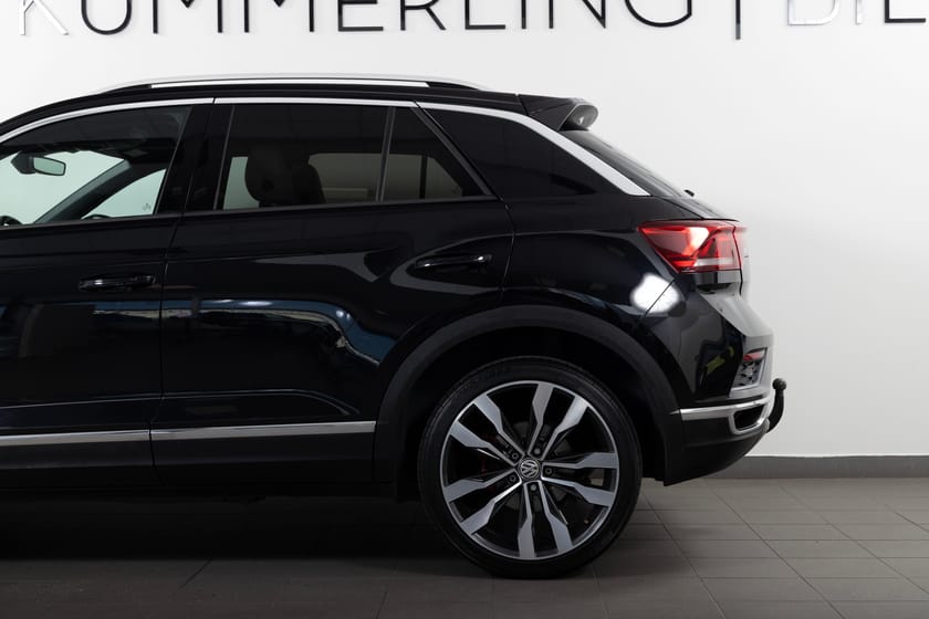 Bild 5 av Volkswagen T-Roc 2.0 TSI 4Motion DSG 190hk Cockpit Pano
