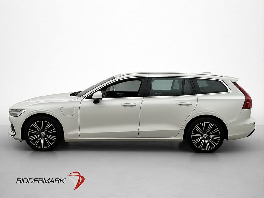 Bild 4 av Volvo V60 T6 AWD 340hk Inscription Drag Kamera Carplay