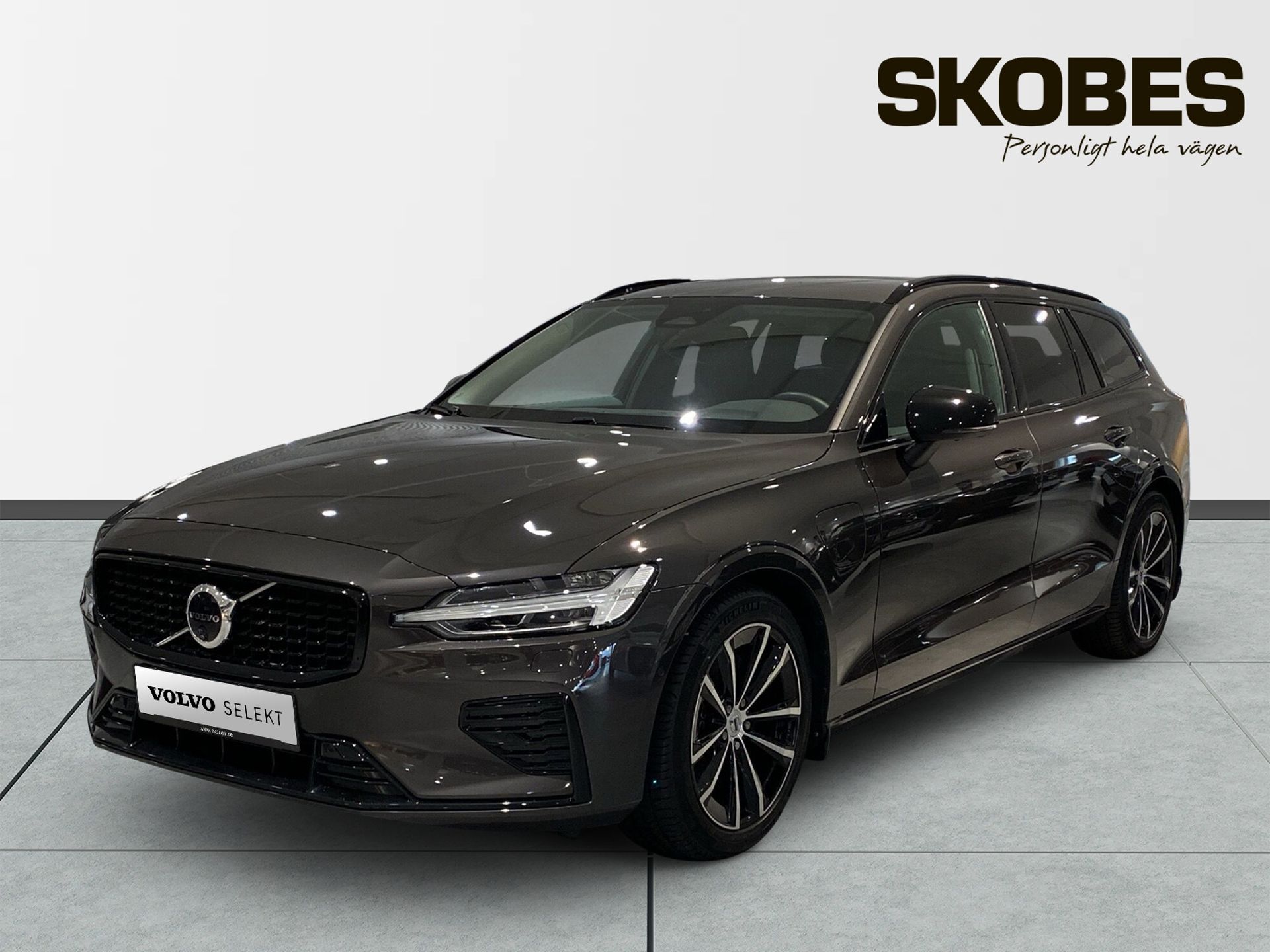 Volvo V60 T6 Plus Dark Nordic Edition 2025, bild 3/10